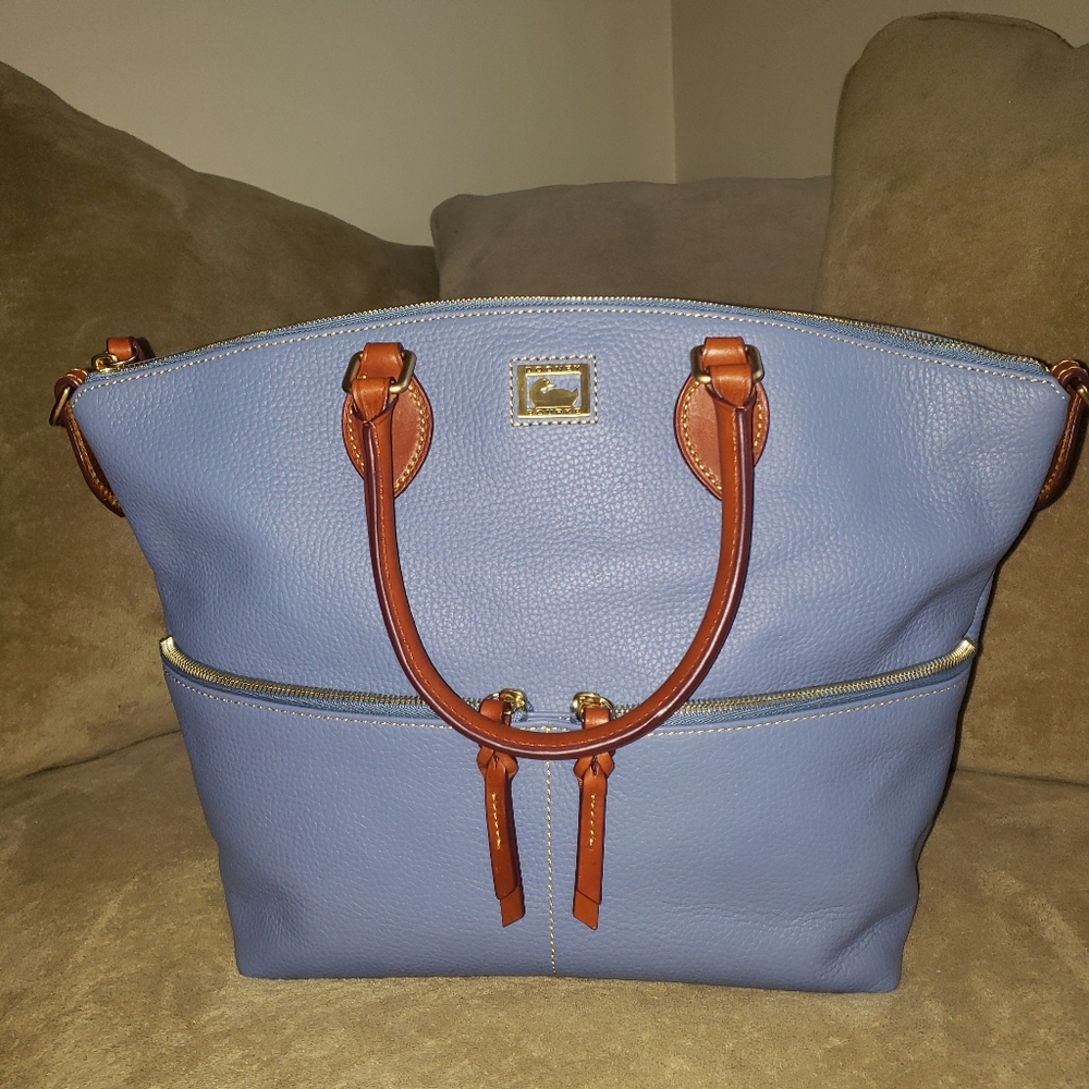 Dooney And Bourke Dillen Large Double Pocket Tote